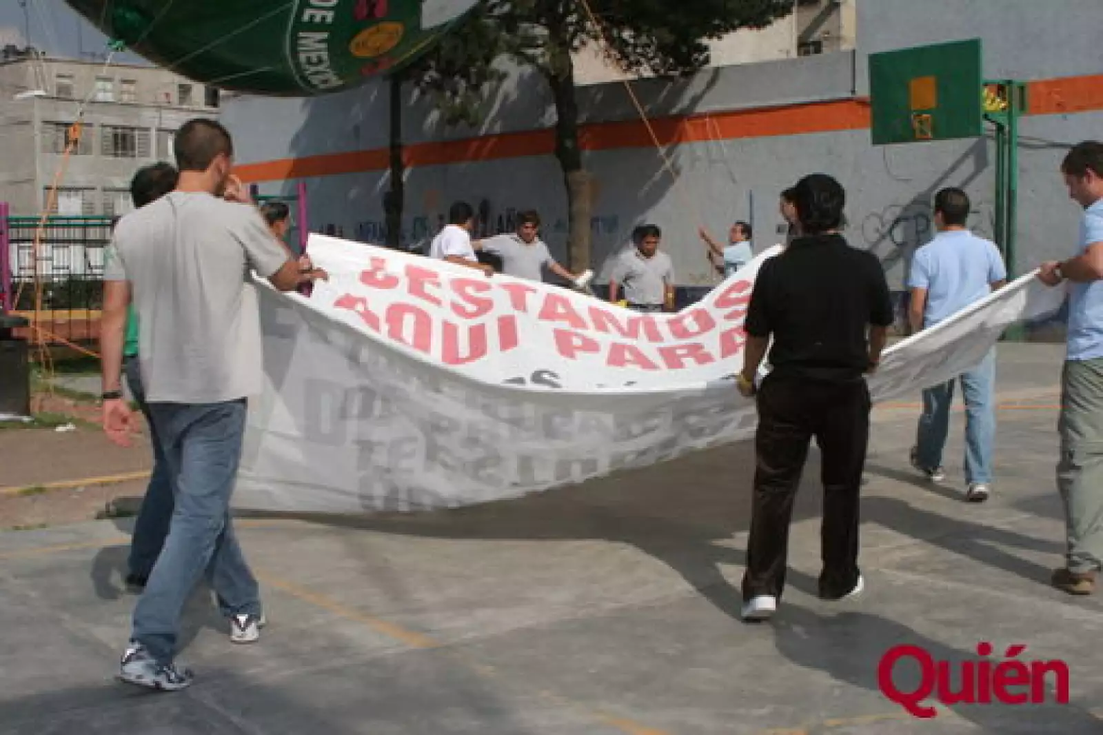 Jorge Emilio González, Rolando Santiesteban