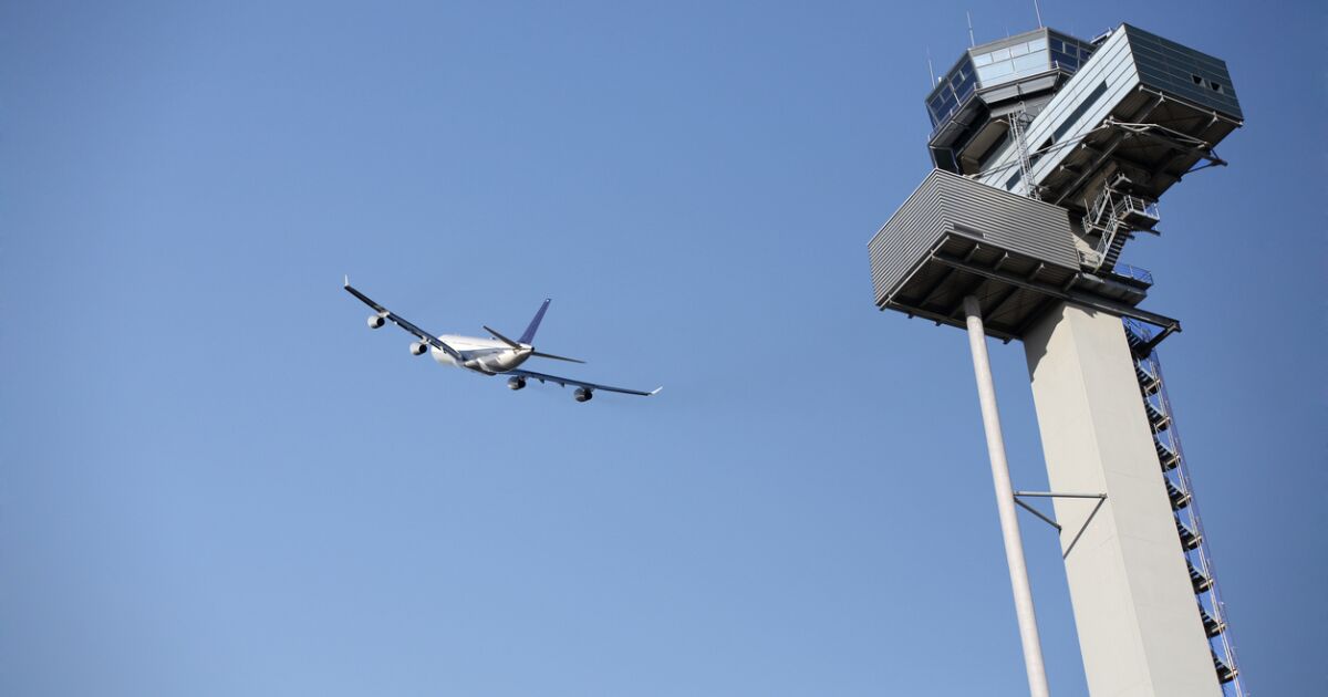Bölgedeki hava trafiğine hakim yeni teknolojik merkez