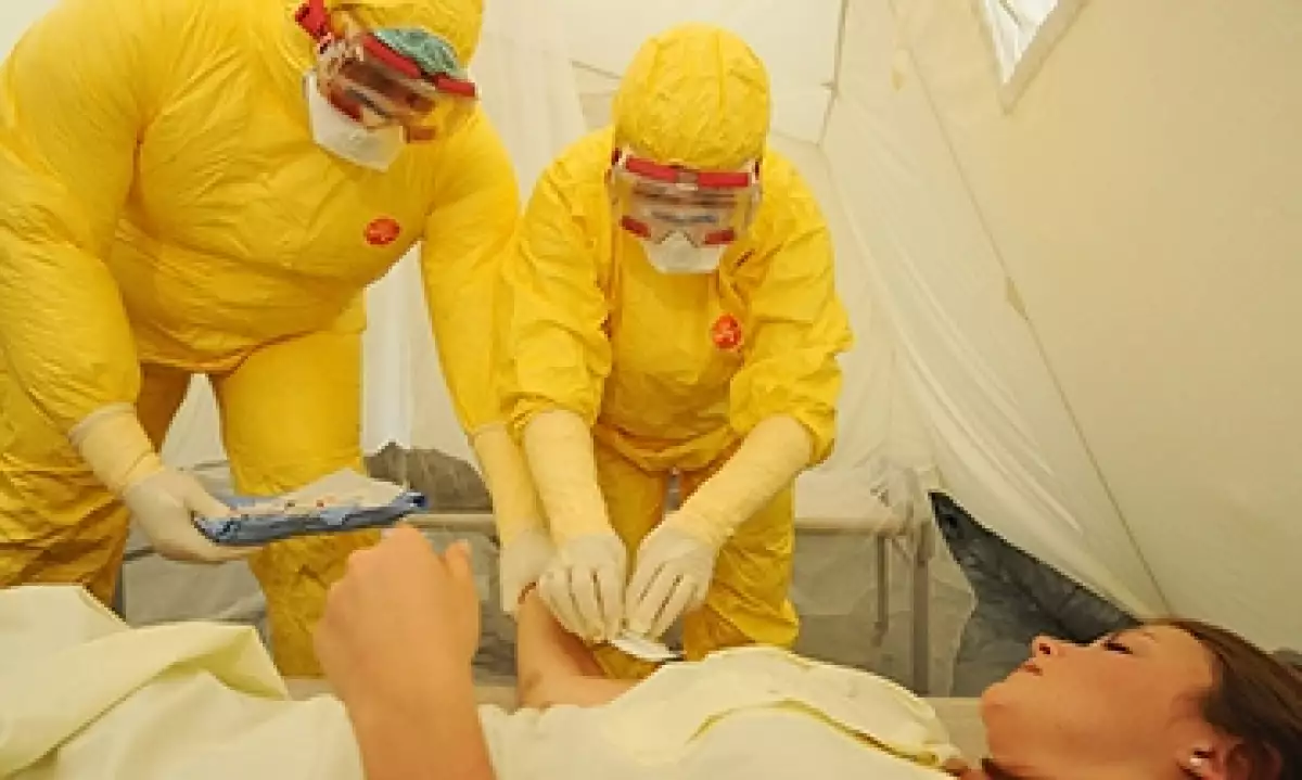 ebola 12