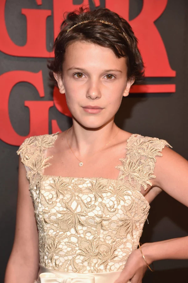 Así luce ahora Millie Brown tras haber terminado la grabación de la serie.