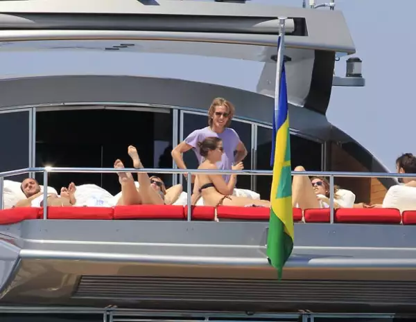 Los Casiraghi durante un paseo en Ibiza.