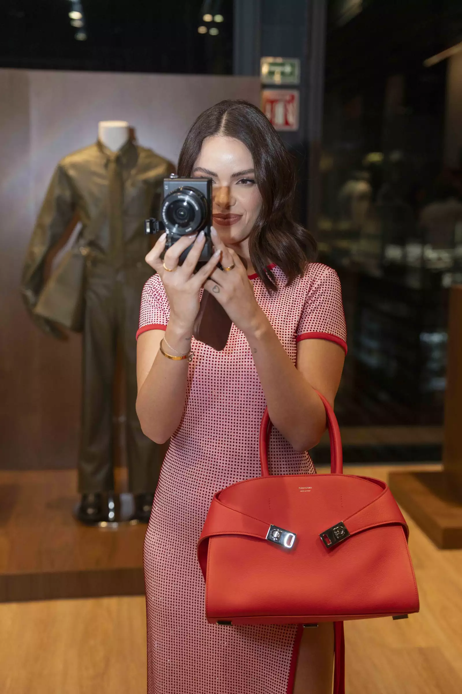 080824FERRAGAMOCOLECCION01.jpg