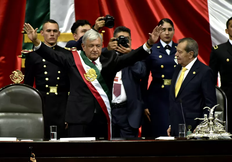 Primer mensaje. Tras recibir la banda presidencial, López Obrador dio un discurso ante diputados, senadores y cientos de invitados.