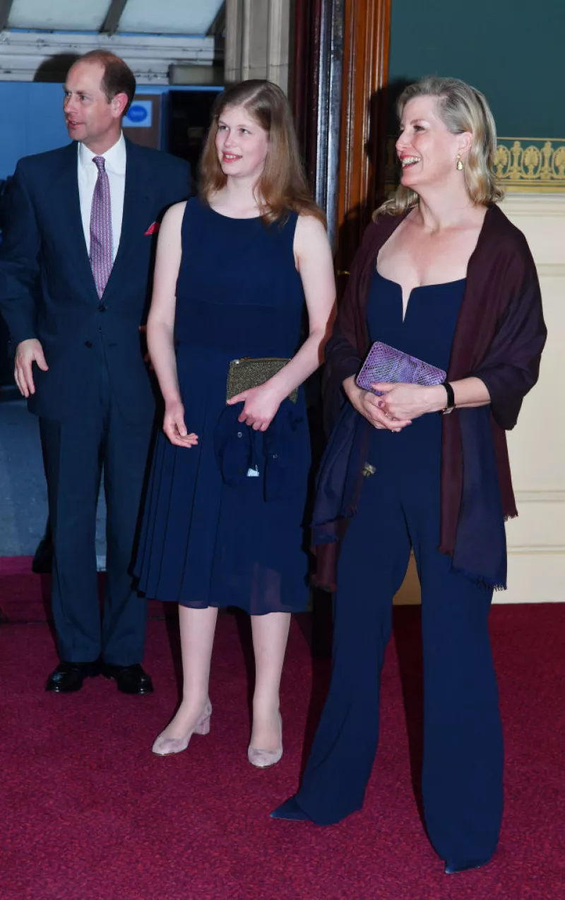Príncipe Eduardo, Lady Louise y Sophie Wessex