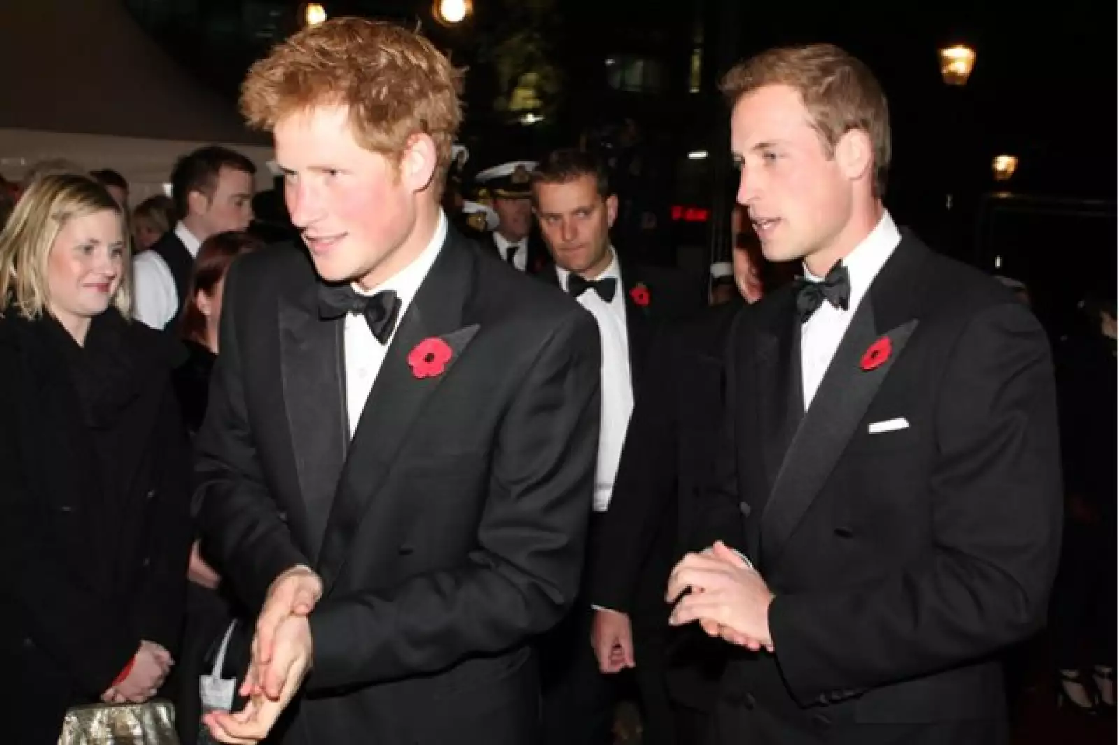 William y Harry estuvieron muy accesibles durante la presentación de la película Quantum of Solace