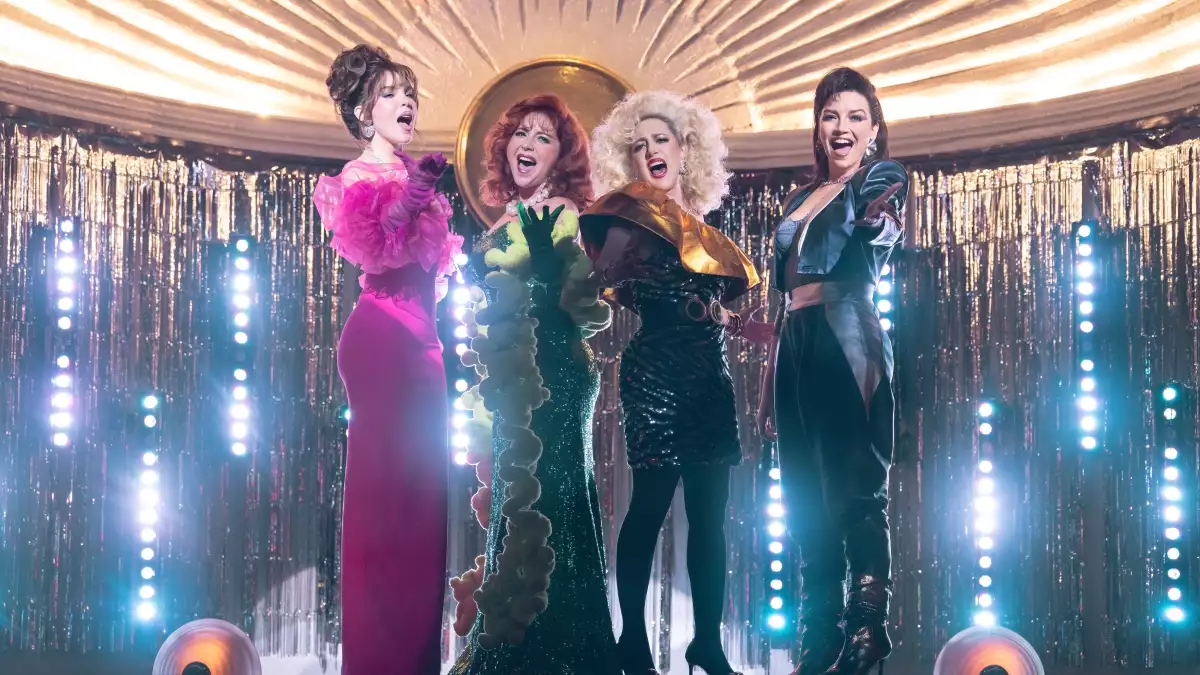Belinda, Diana Bovio, Mariana Treviño y Regina Blandón en Mentiras, la serie. 