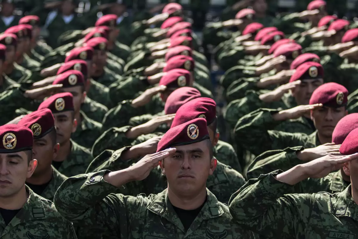 Militares