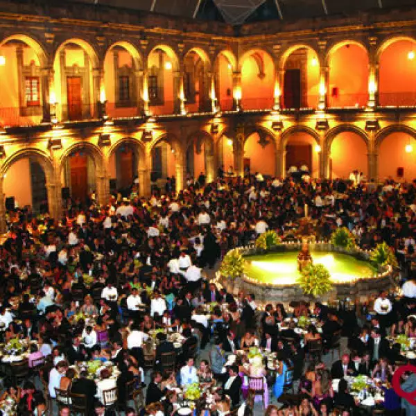 Aspectos. Graduación del Americano