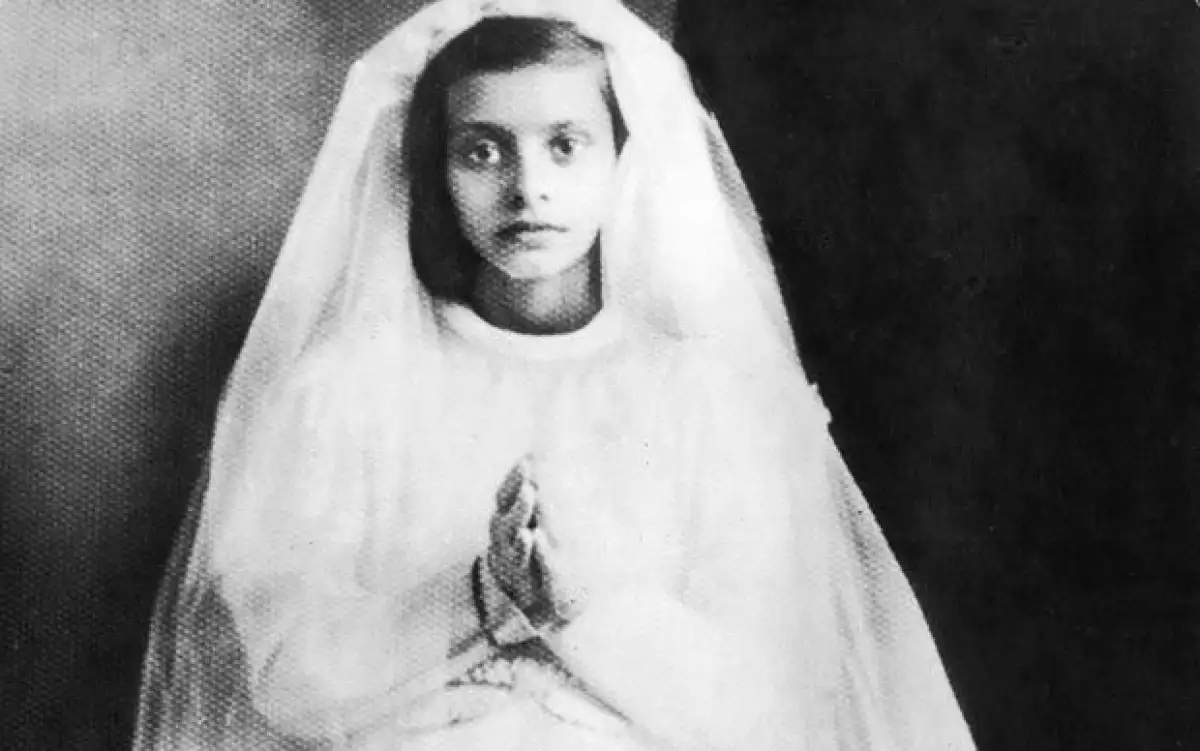 Su padre no la reconoció al nacer, llegó al cine con un apodo nada sexy, sus primeros papeles fueron polémicos, el amor de su vida era casado y 21 años mayor, pero es una diva reconocida.