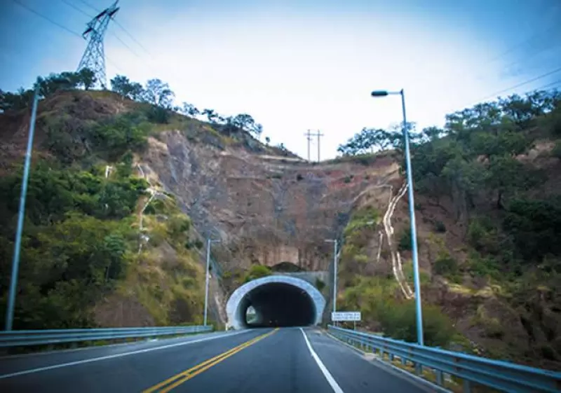 Carretera Santa Luc�a-Mazatl�n