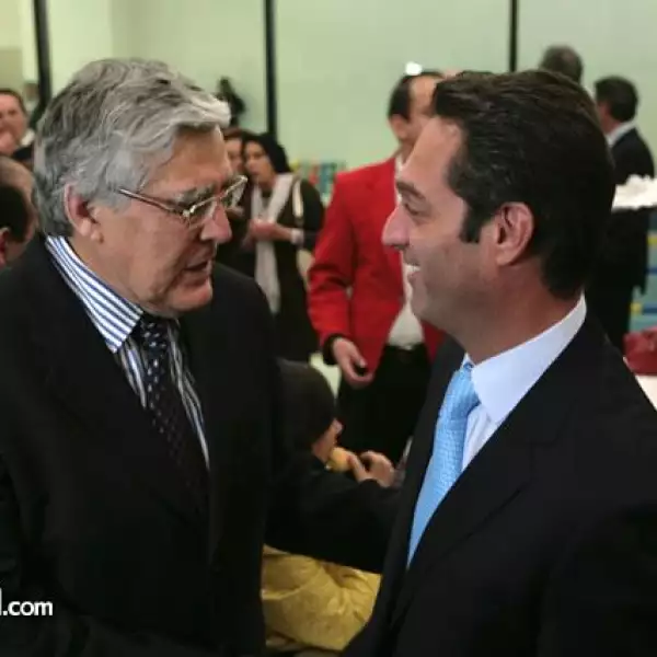 Nelson Vargas,Carlos Slim