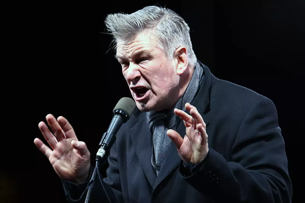 Alec Baldwin