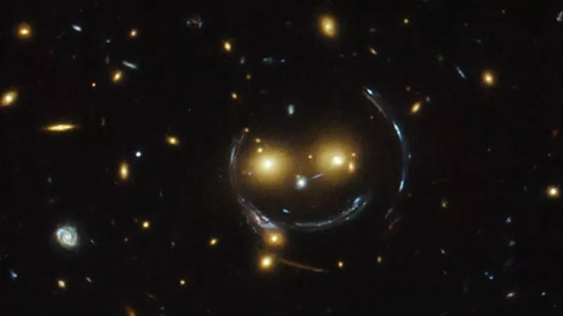 emoticon nasa hubble