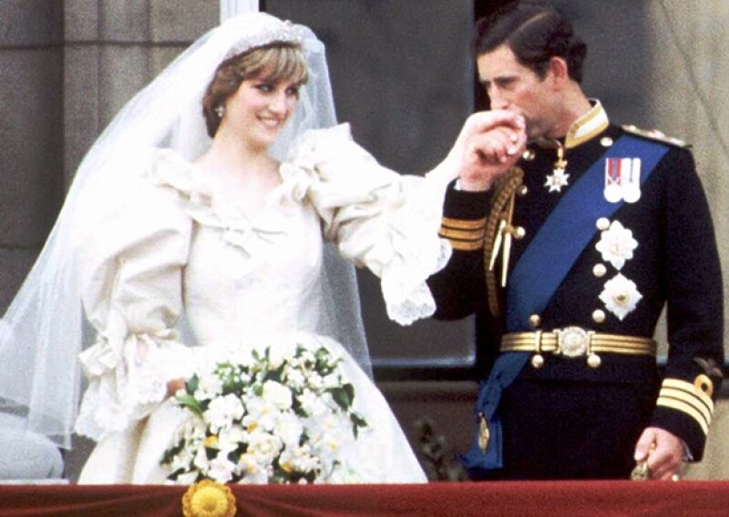 El 29 de julio de 1981, millones sintonizaron en televisión la boda real.