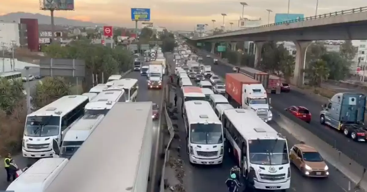 bloqueo-mexico-queretaro-periferico-cdmx.jpg