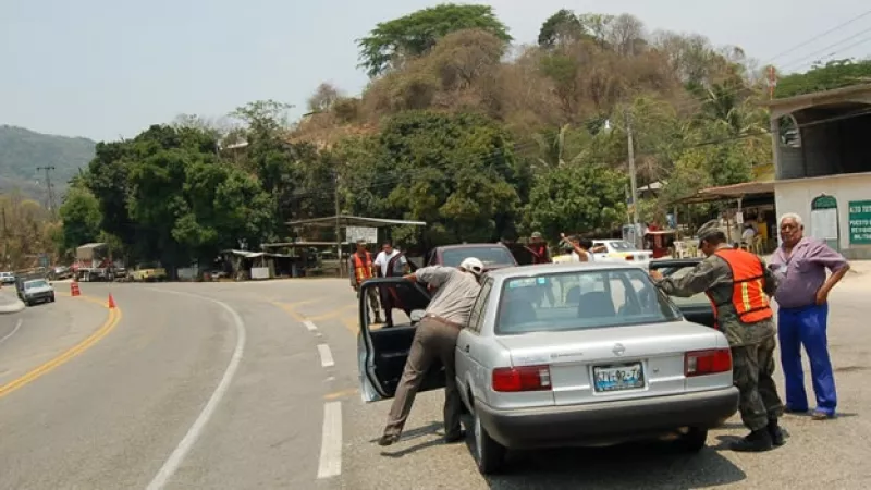 El Ejército vigila los caminos a Acapulco