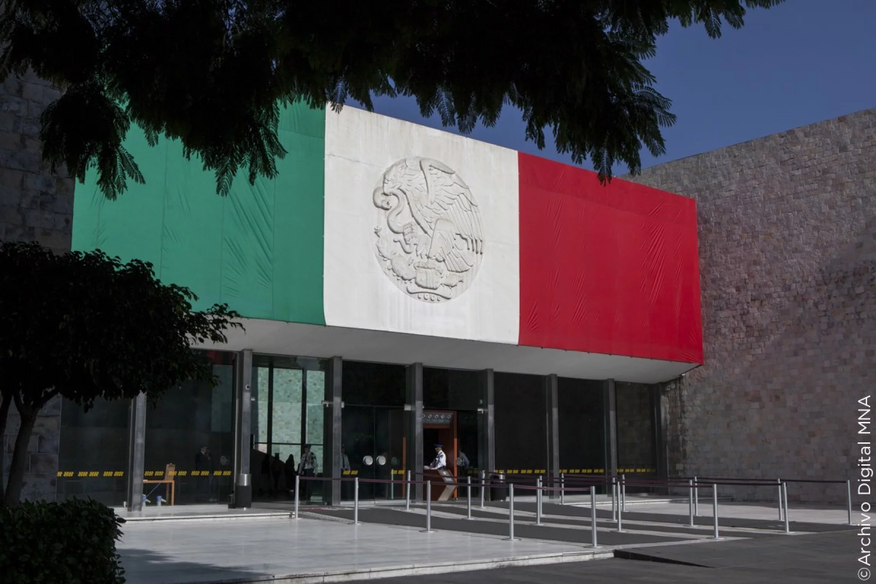 Asi Fue El Robo Que Marco La Historia Del Museo Nacional De Antropologia