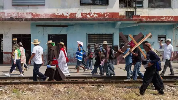 vía crucis migrantes 