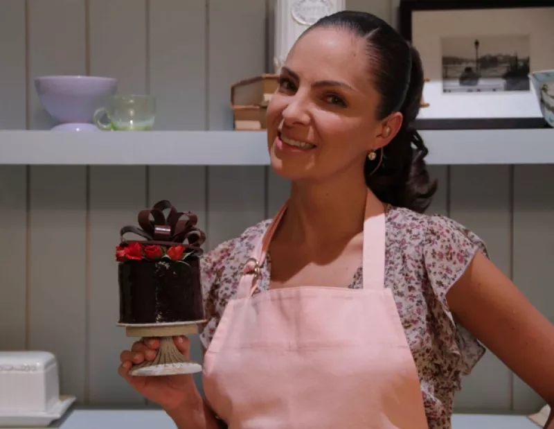 Una de las chefs más reconocidas de México, inició este martes su nueva temporada en el canal El Gourmet, un programa donde el dulce será el principal elemento.