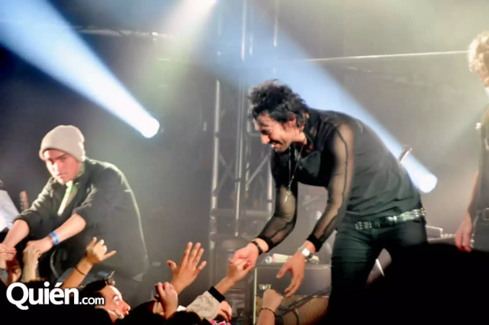 Beto Cuevas en el Woodstock Valle