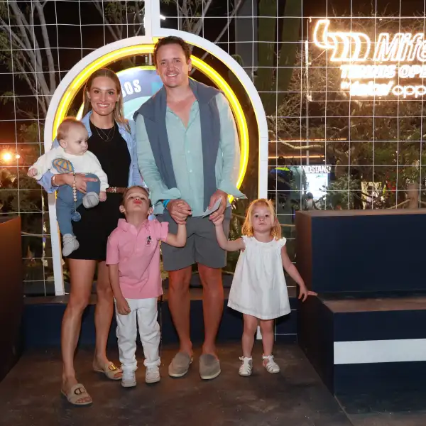 Xander, Massimo, Alana, Emilio y Christianne Hank 