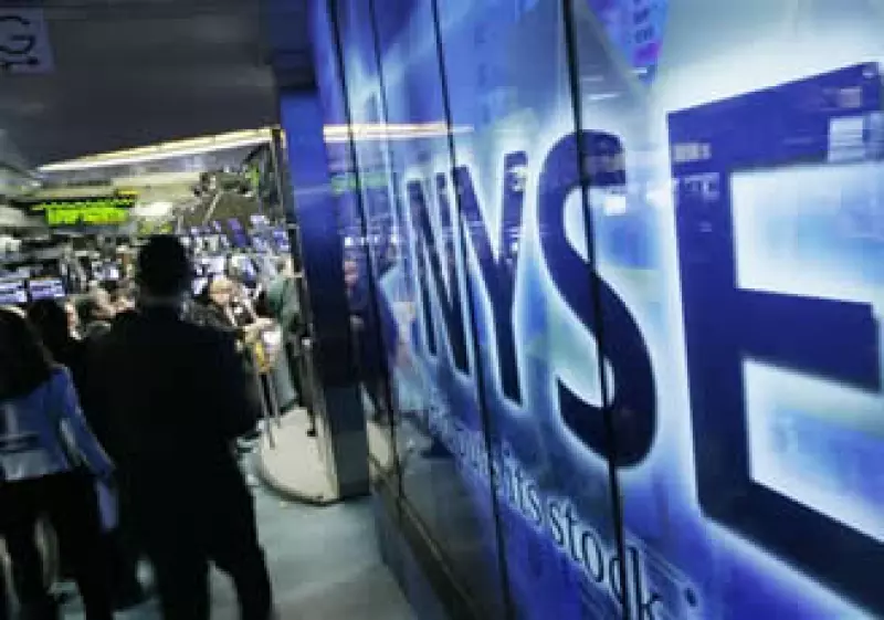 El incremento en el dato de la productividad empresarial impulsó al Dow Jones. (Foto: AP)