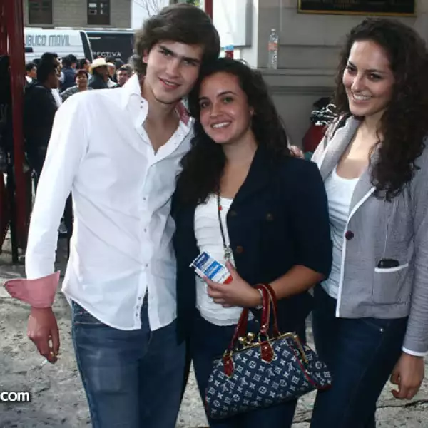 Andrés Peralta,Gabriela Mier y Daniela Kuri