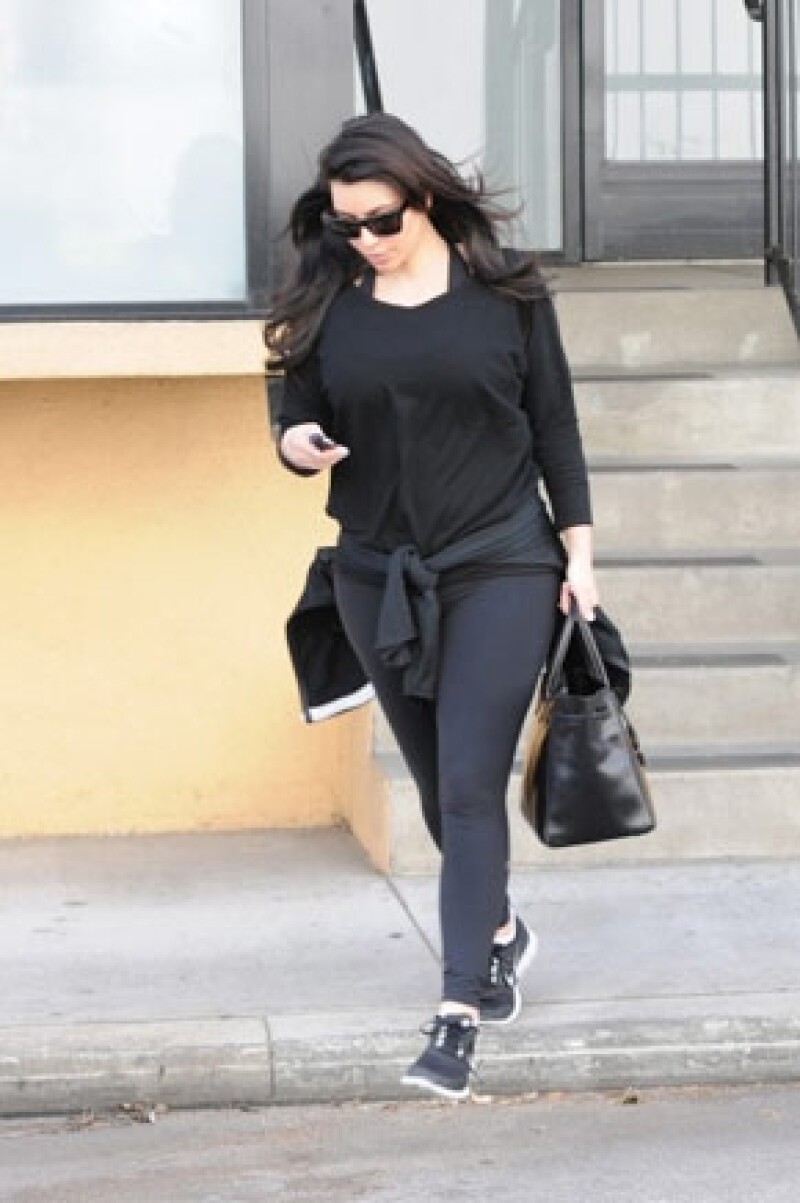 Kim saliendo del gym.