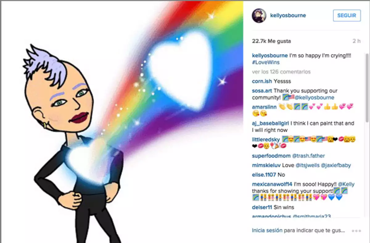 Estoy tan feliz que estoy llorando. El amor gana, escribió Kelly Osbourne.