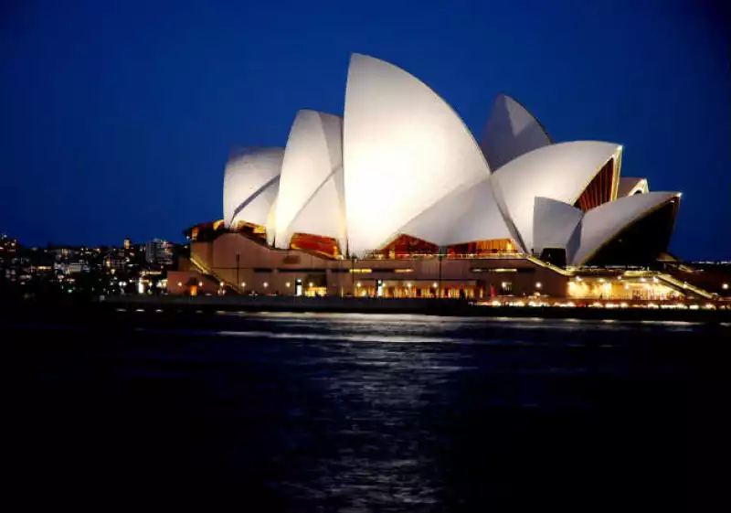 �pera Sidney