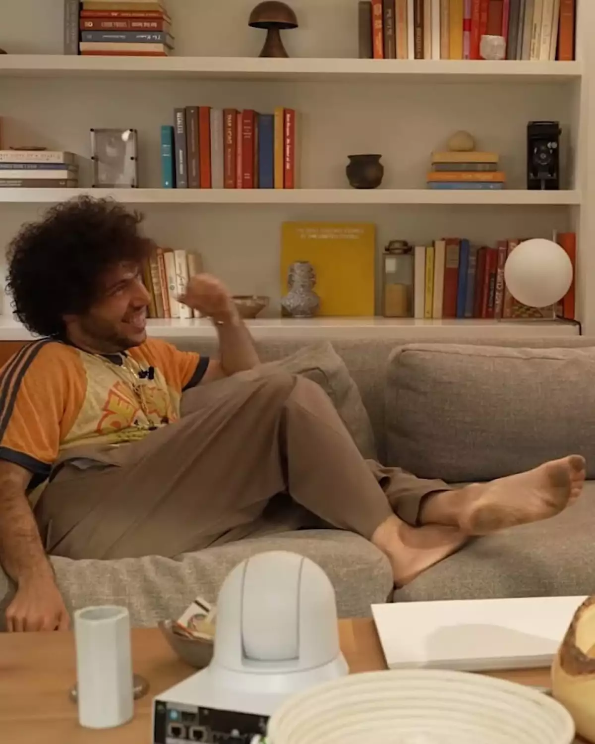 Los pies sucios de Benny Blanco, esposo de Selena Gomez