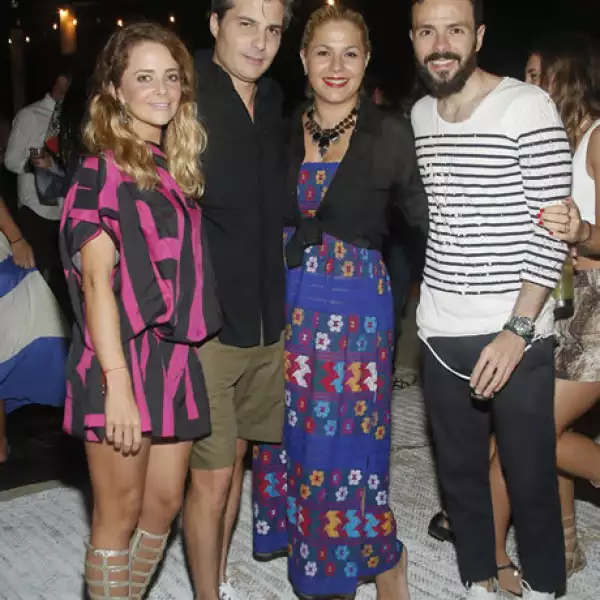 Florentina Romo,Ernesto Ibarra,Liliana Sada,Chema Torre