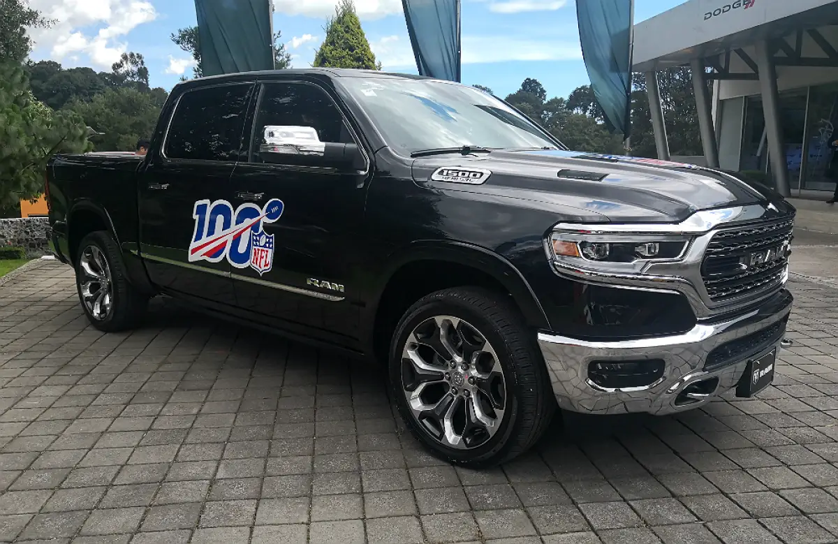 RAM NFL 100.jpg