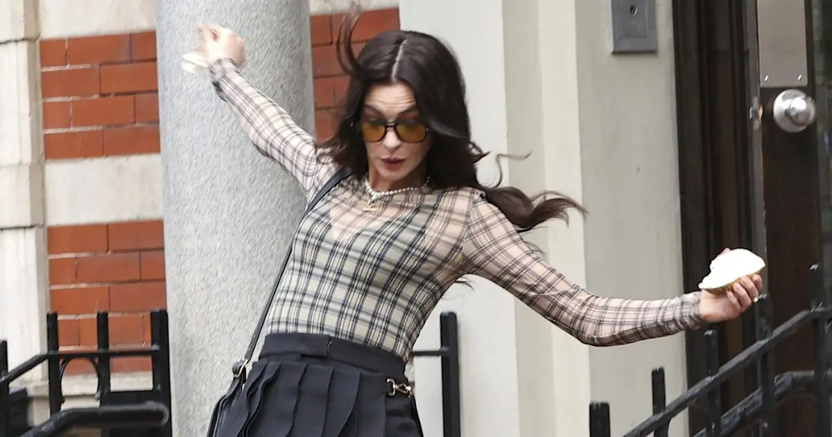 Anne Hathaway