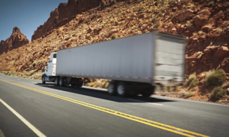 En el transporte carretero se pretende que el promedio de circulación de la carga sea de 90 km/h. (Foto: Getty Images)