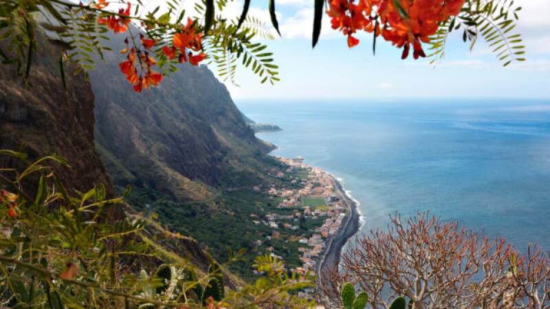 Costa de la montaña rusa