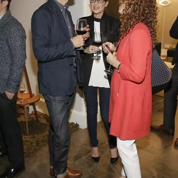 Hiroishi Honda,Natalia Alcocer y Sarah Valencia