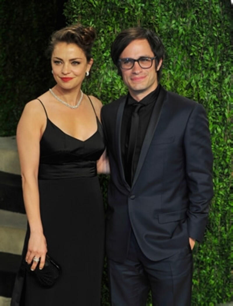 Aunque pareciera que la pareja de Gael García está dedicada sólo a la maternidad, fuentes cercanas aseguran que ingresará a las filas de la televisora, lo que sería su primera actuación en México.