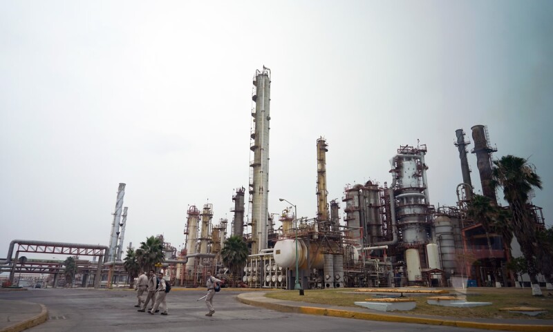 AMLO - Refinería - infraestructura