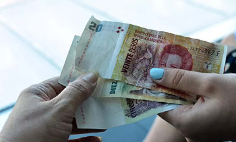 Opositores al Gobierno señalan que la medida de este viernes muestra el fracaso de la política económica. (Foto: Getty Images)