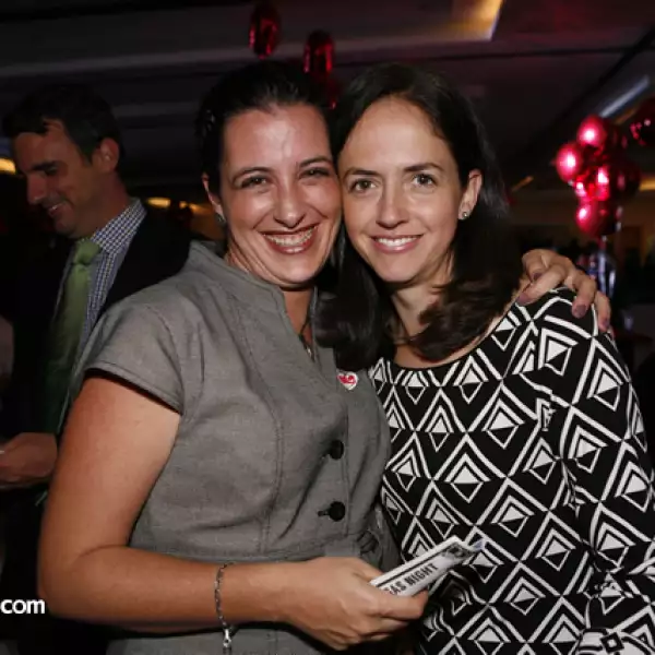 Natalia Rendón y Mónica González