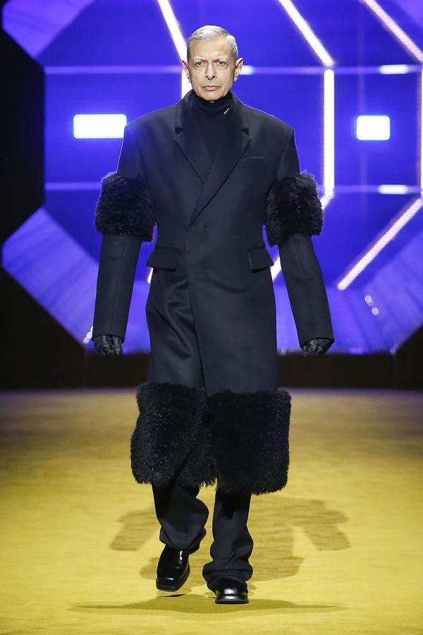 PradaUomoFW22_Look49_Jeff Goldblum.jpg