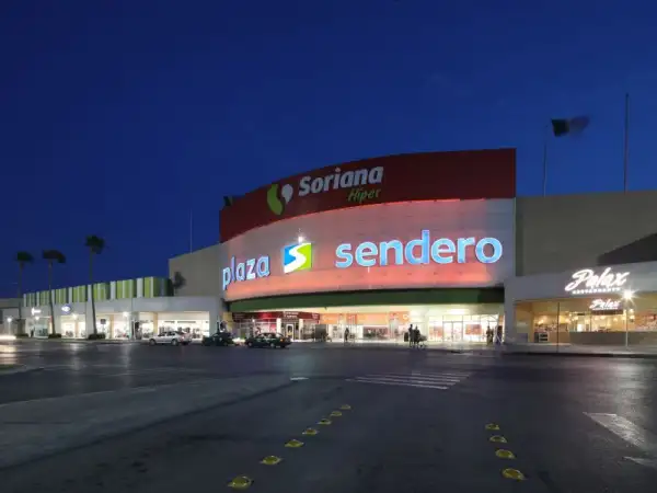Plaza Sendero