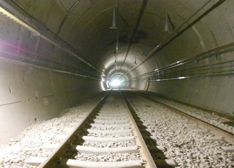 Metro L12