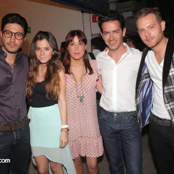Alex Esparza, Karina Torres, Regina Cinta, Manolo Caro y Luis Ernesto Franco.