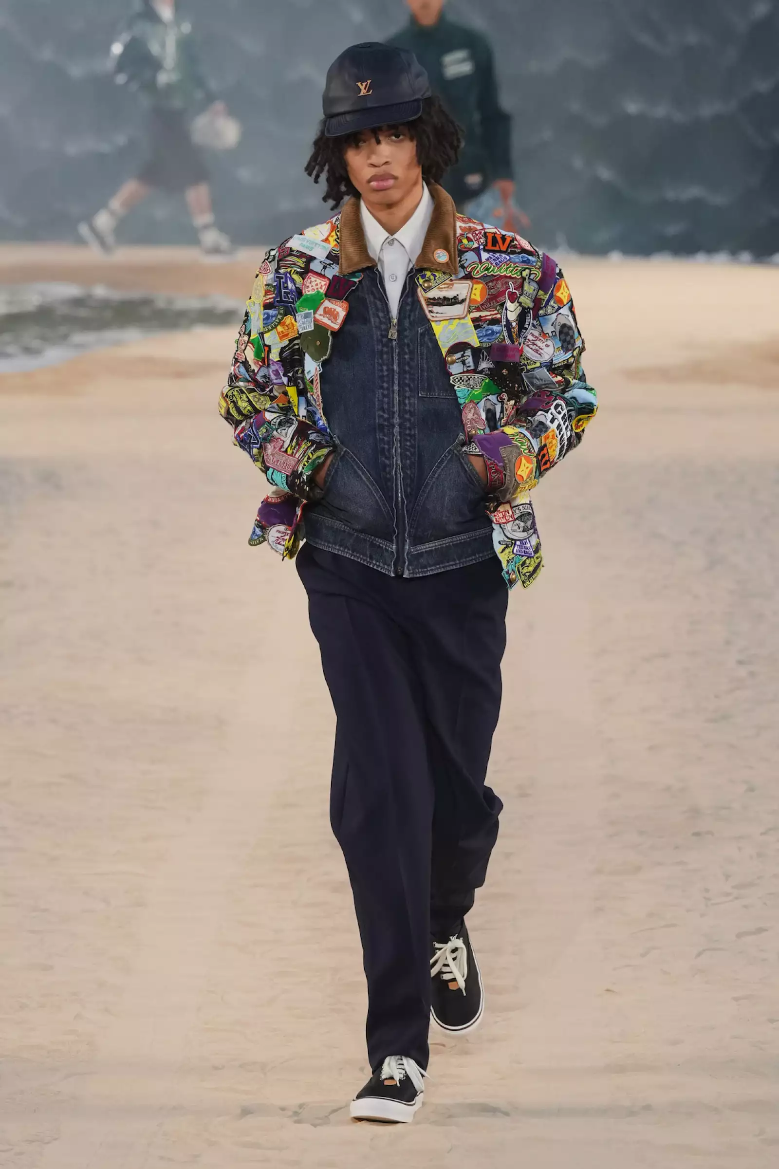 Vuitton m S27 019.jpg