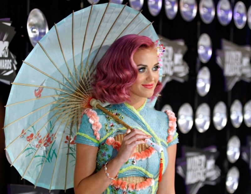 En 2001 Katy Perry lanzó su primer album como solista de gospel.
