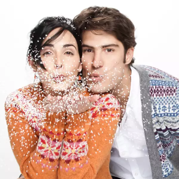 Alex Sirvent y Ximena Herrera disfrutan de la Navidad.
