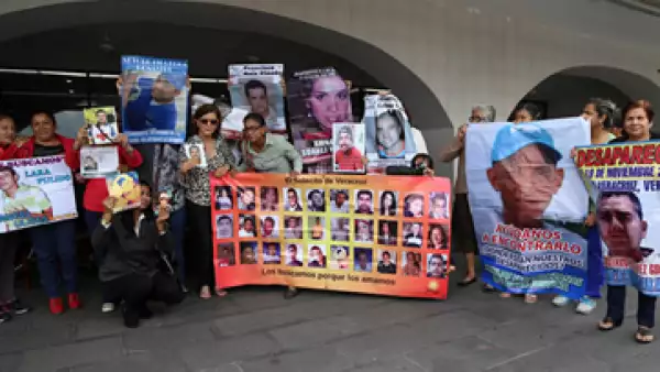 Familiares de los 5 jóvenes desaparecidos exigen la renuncia del secretario de Seguridad Pública de Veracruz. (Foto: Cuartoscuro/Archivo)