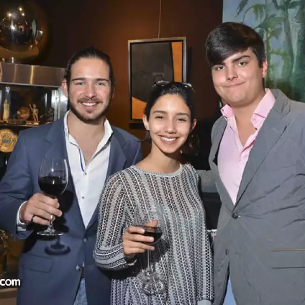 Pablo Meade, Fernanda Carrillo y Rodrigo Rivero-Lake Aguilar y Maya